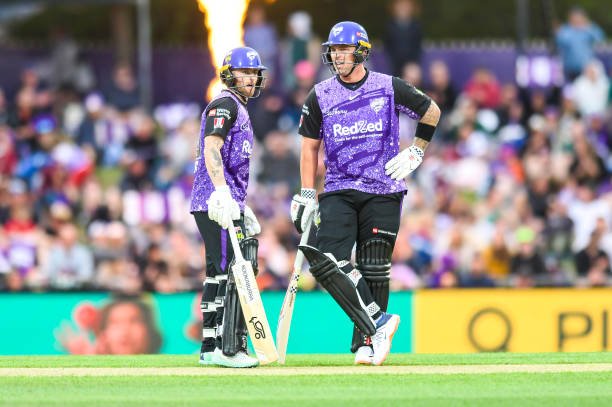 hobart hurricanes won by 7 wickets
